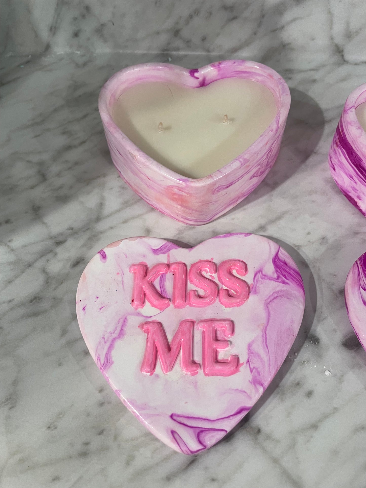 Kiss Me Purple Heart candle