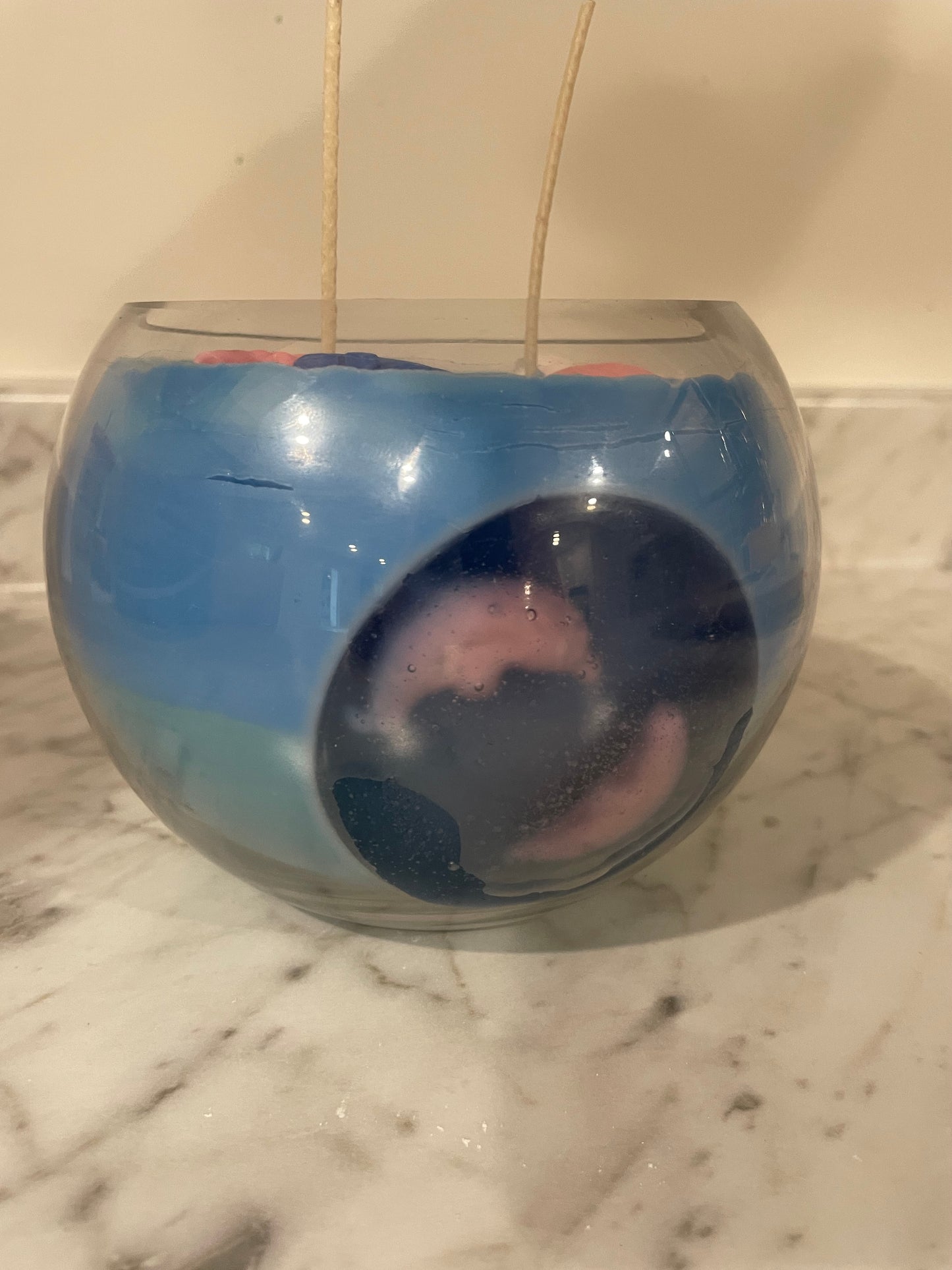 Fish bowl candle