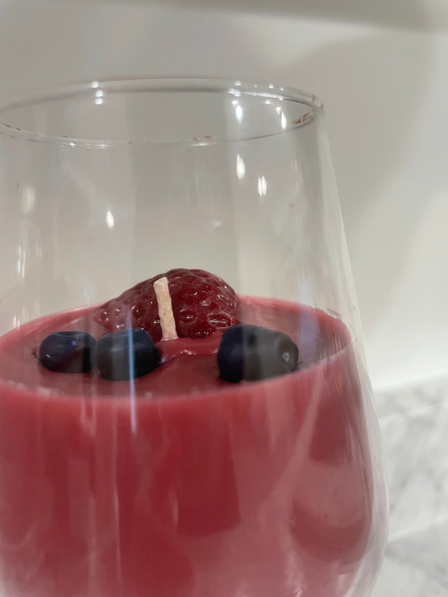 Red wine sangria candle