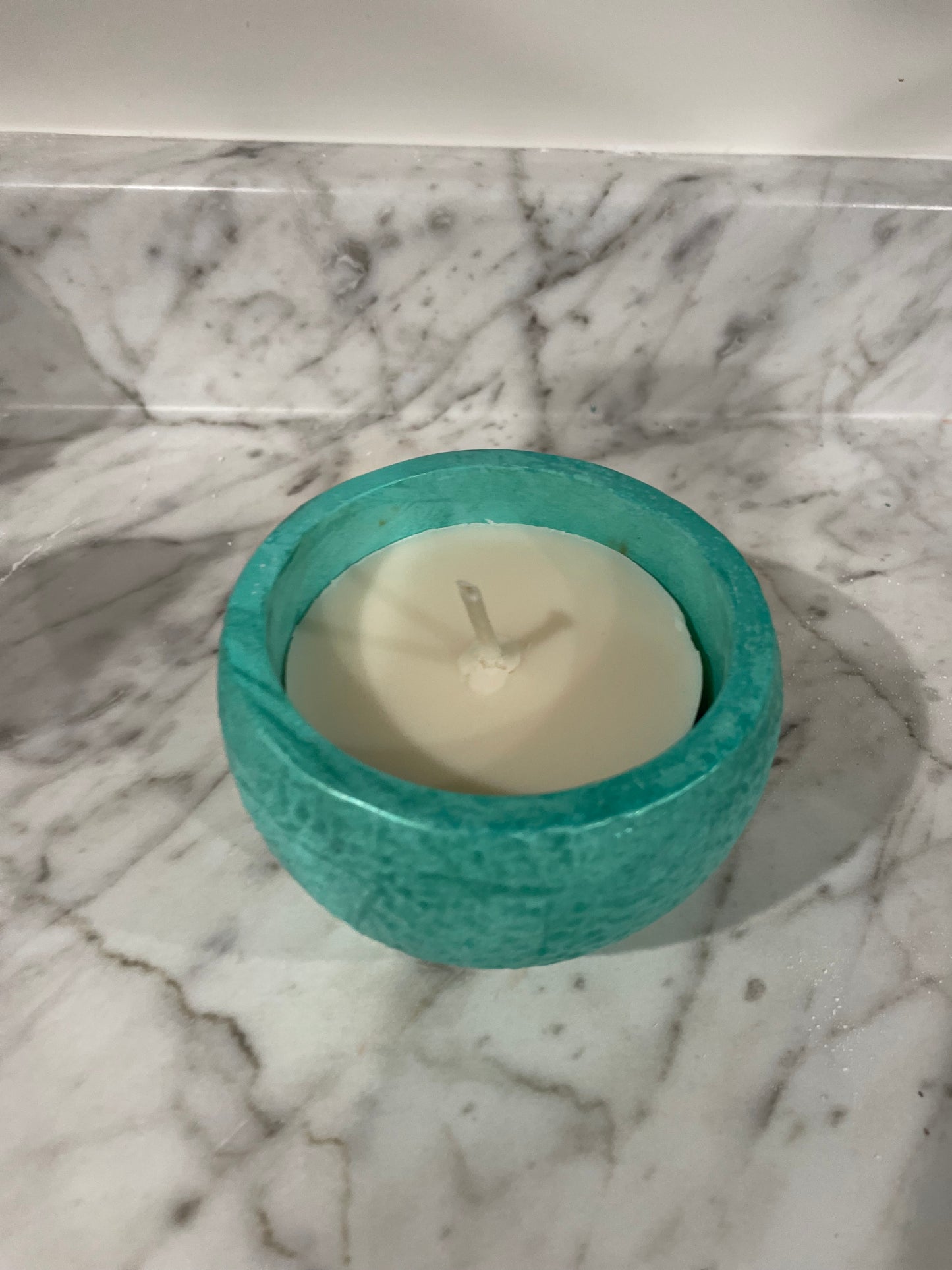 Christmas ornament candle holder