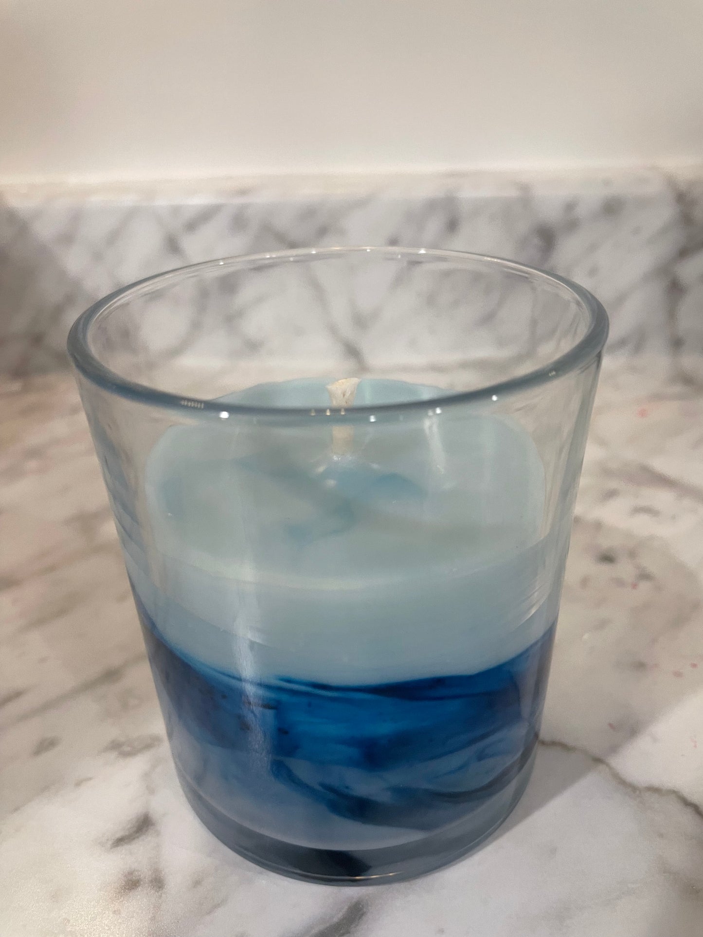 Baby powder candle scent