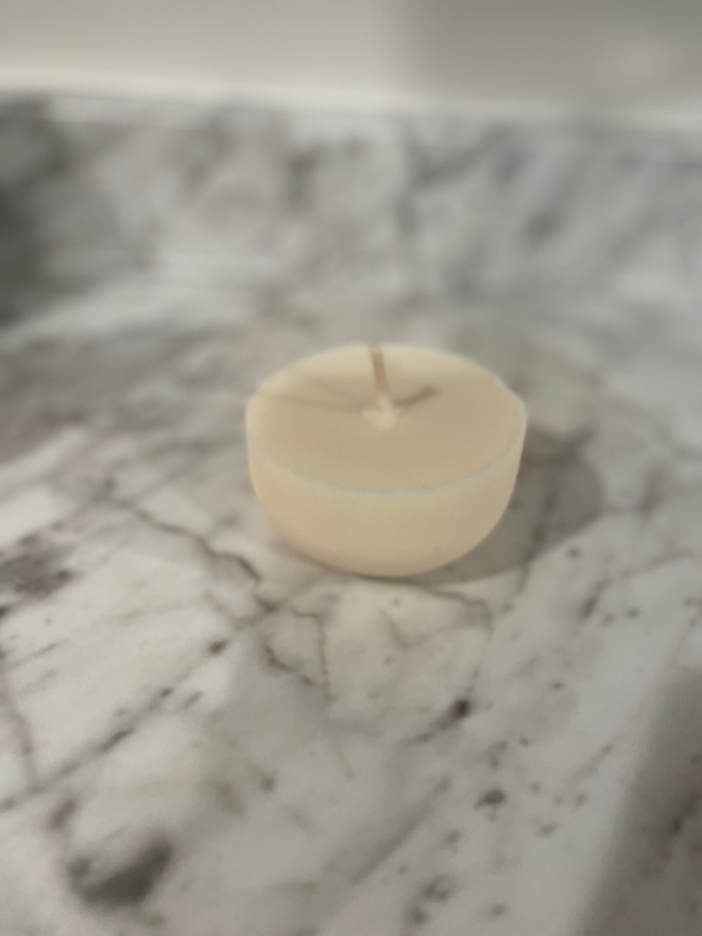Refillable candle scent for ornament candle holder