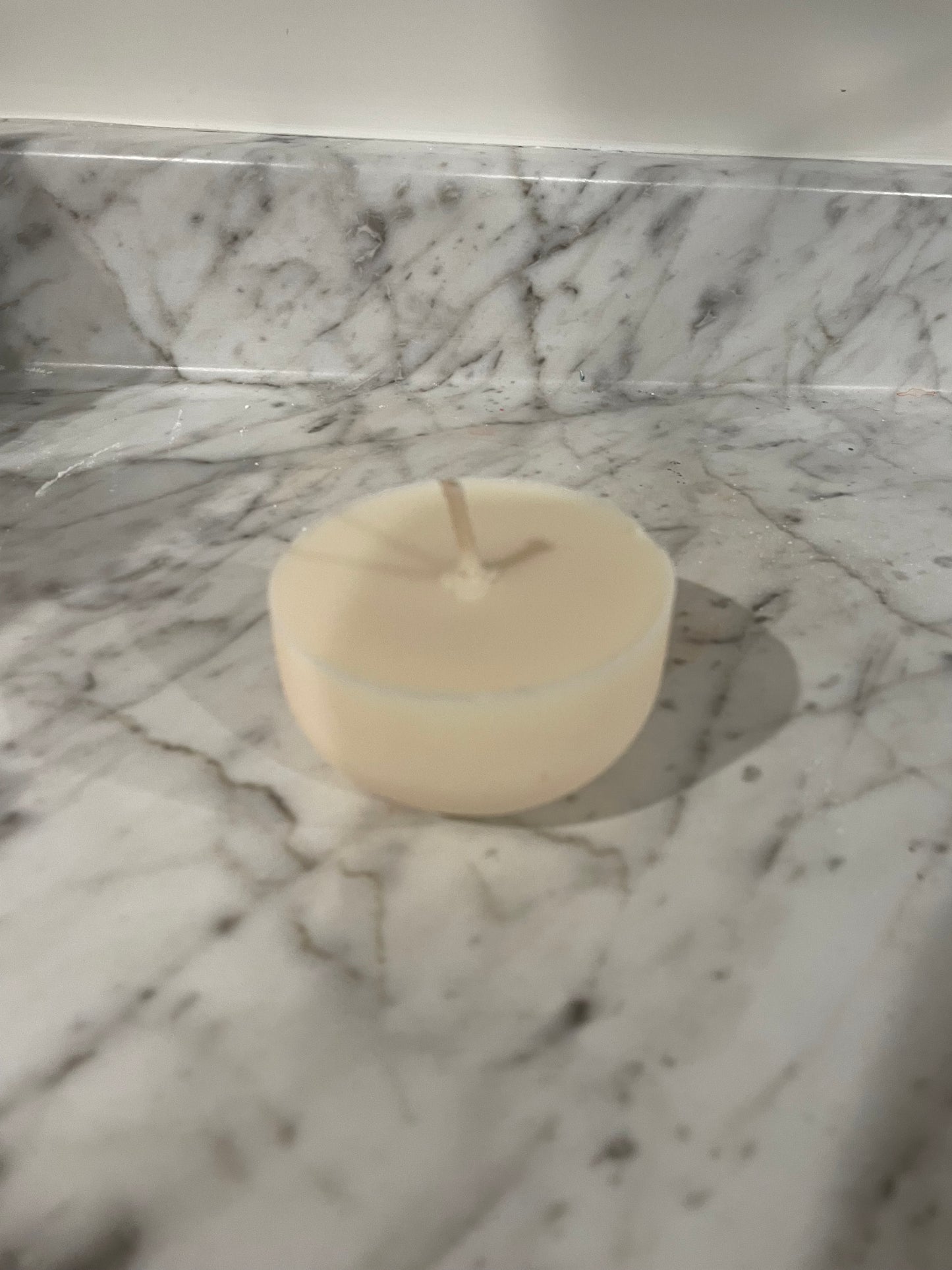 Refillable candle scent for ornament candle holder