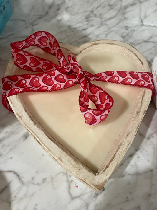 Love is in the air scented candle