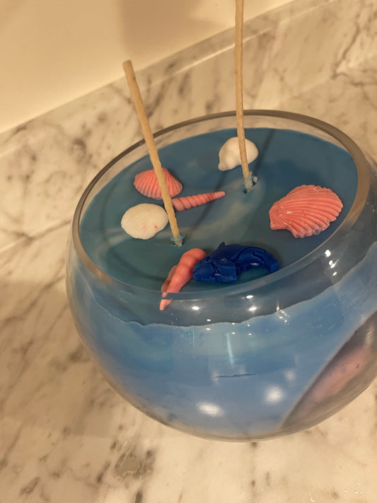 Fish bowl candle