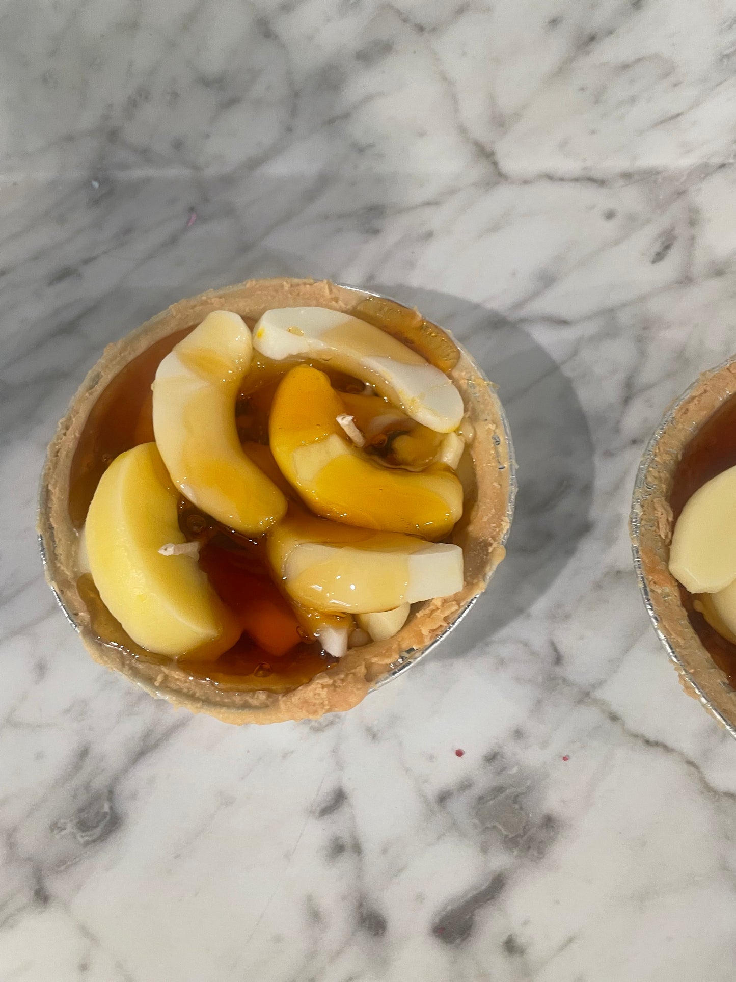 Apple pie scented candle