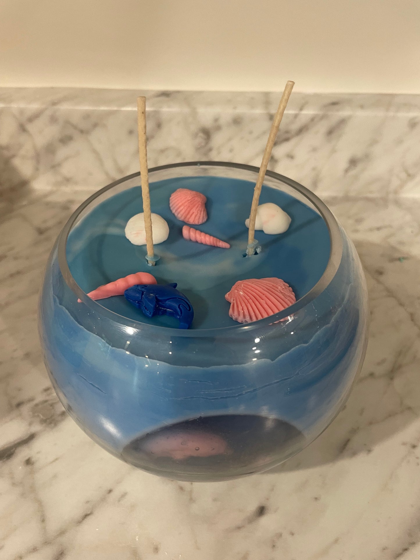 Fish bowl candle