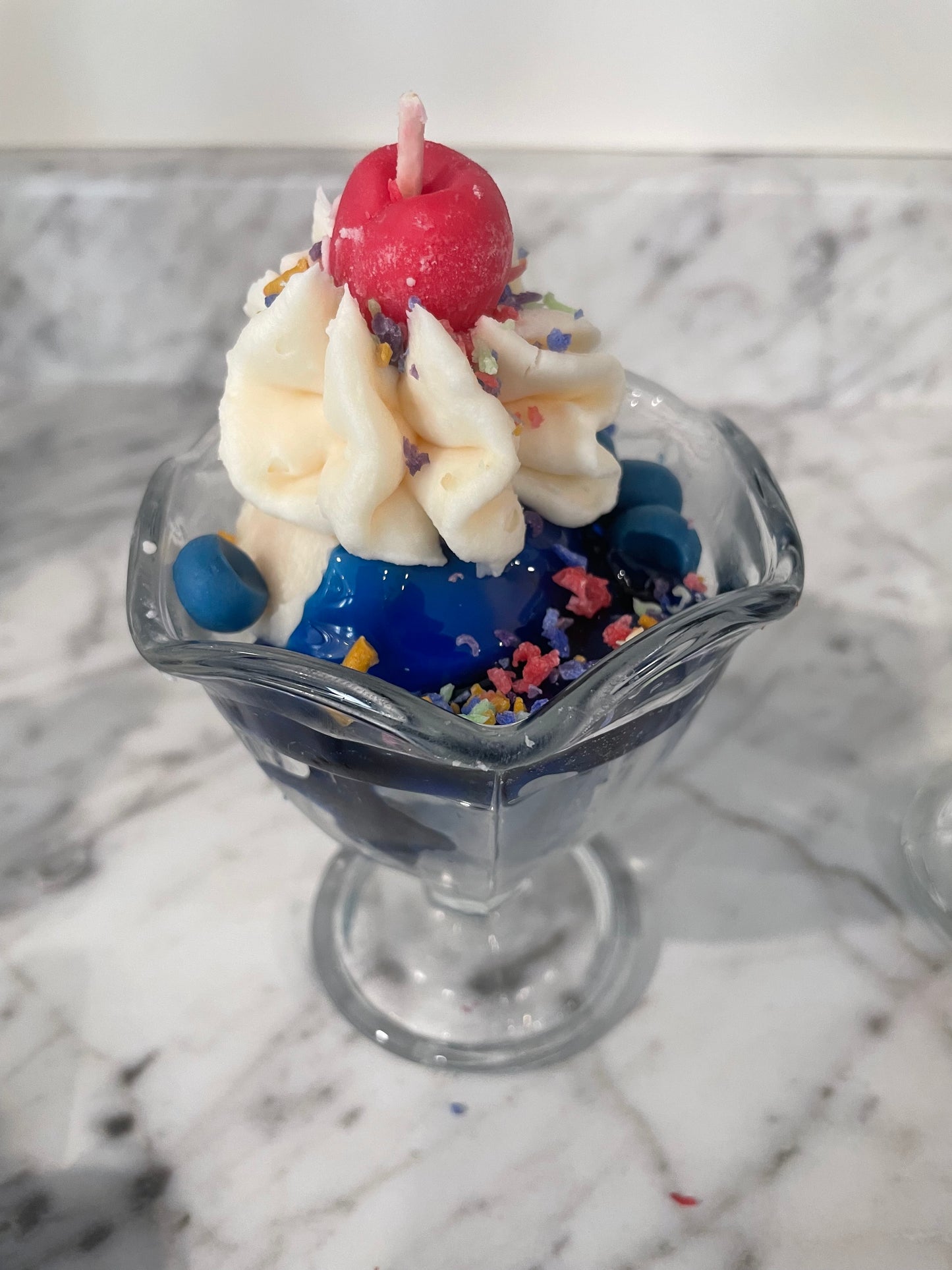 Blueberry sundae