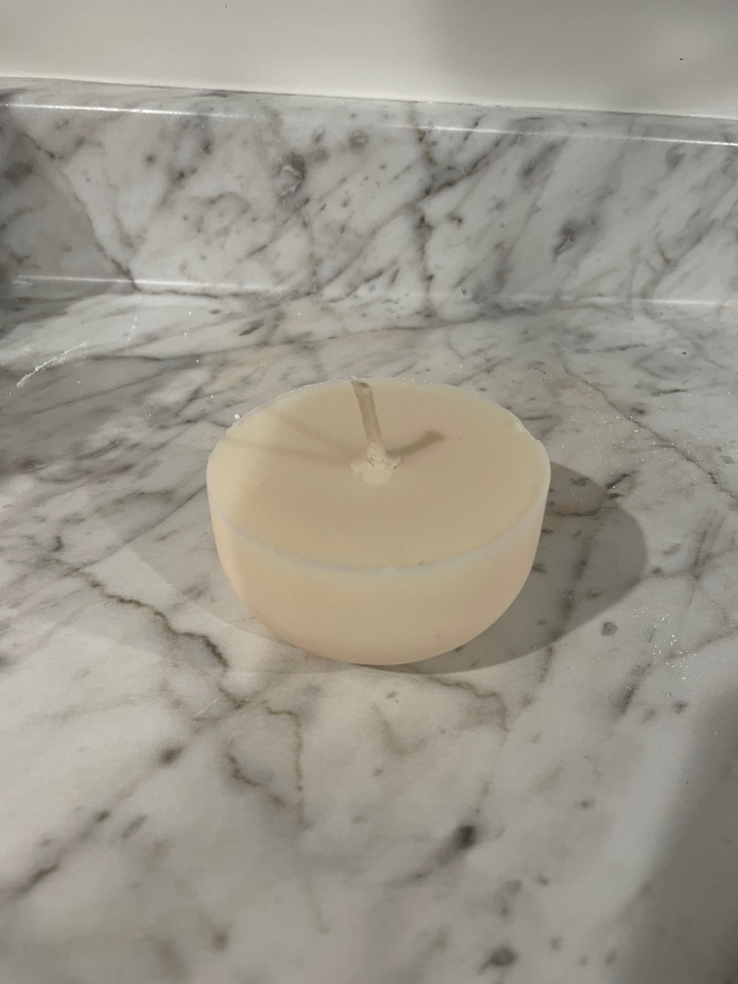 Refillable candle scent for ornament candle holder